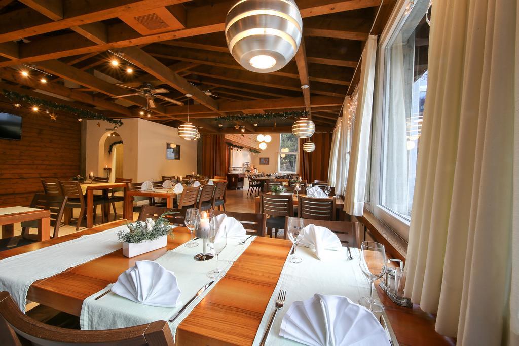 Hotel Grüsch מראה חיצוני תמונה