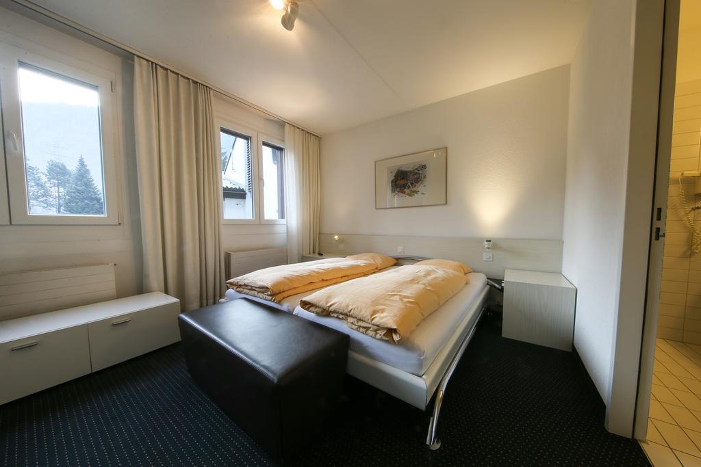 Hotel Grüsch מראה חיצוני תמונה